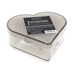 7 Découpoirs cœurs lisses assortis