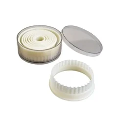 Découpoirs ronds cannelés assortis (x 9)