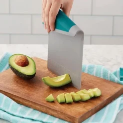 Lame à pâtisserie "Cut & Lift" Versa-Tools Wilton