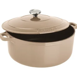 Le Chasseur cocotte ronde avec couvercle ""marron glacé"" 18 cm