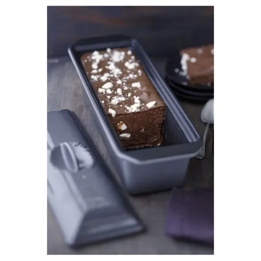 Le Chasseur terrine avec couvercle noire 28 cm